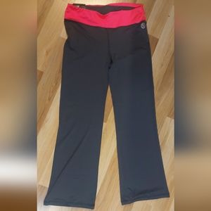 Yoga pants NEW - Mikk Athletics